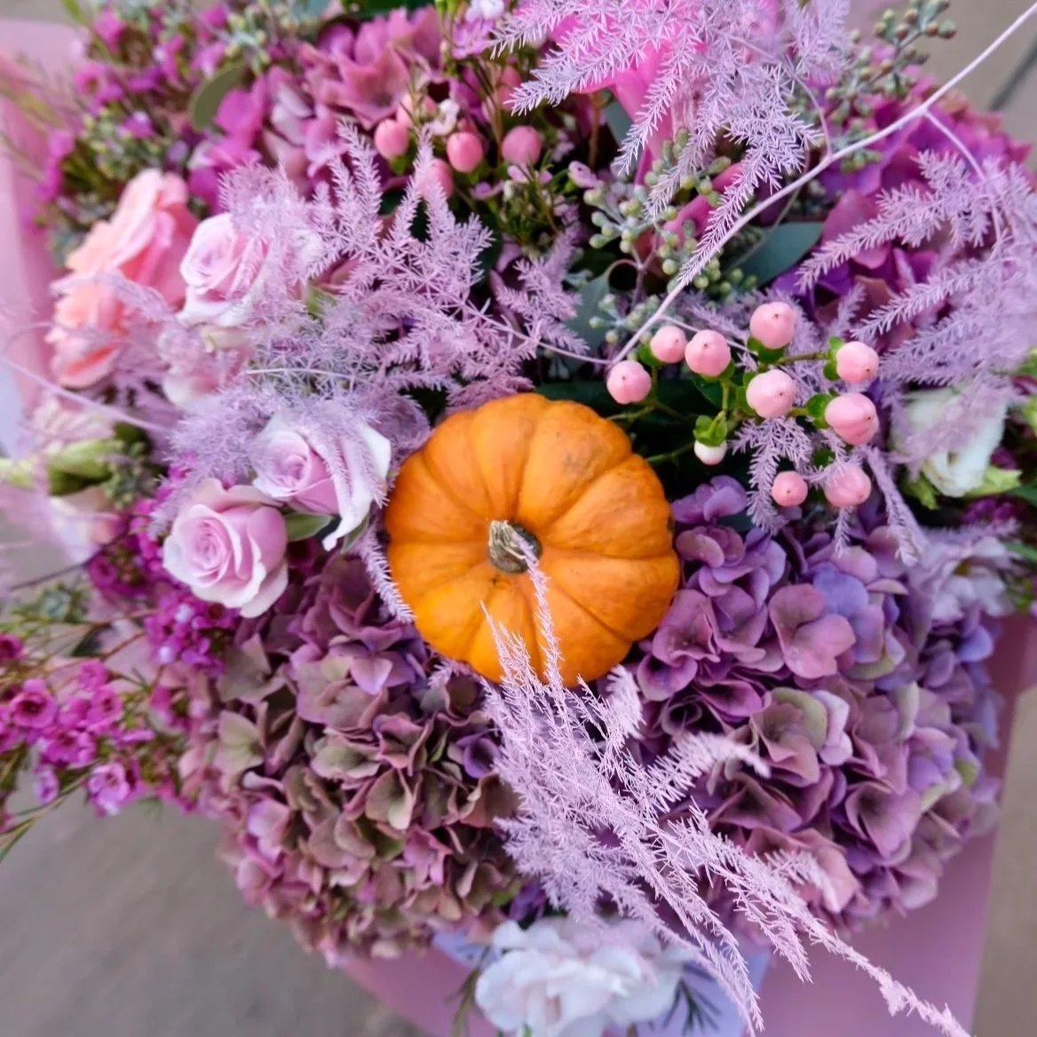 close-up-pumpin-spice-bouquet-east-lothian-florist.jpg