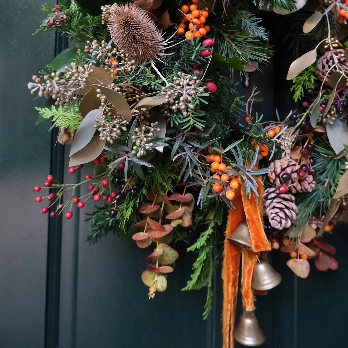 inbloom-studio-east-lothian-door-wreath-golden.jpg
