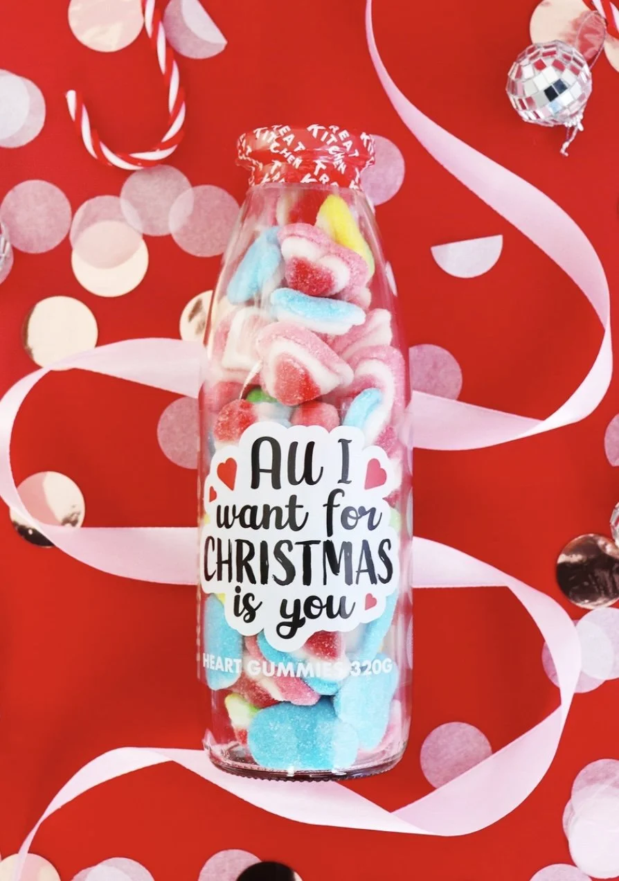 Christmas-message-in-a-bottle-gummy-sweets-inbloom-studio.jpg