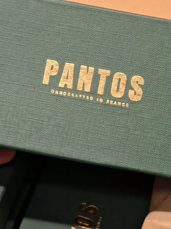 Pantos. Bien plus qu'une monture mythique.
.
"WE DON&rsquo;T FOLLOW TRENDS. WE MOVE THROUGH THEM." @pantosparis