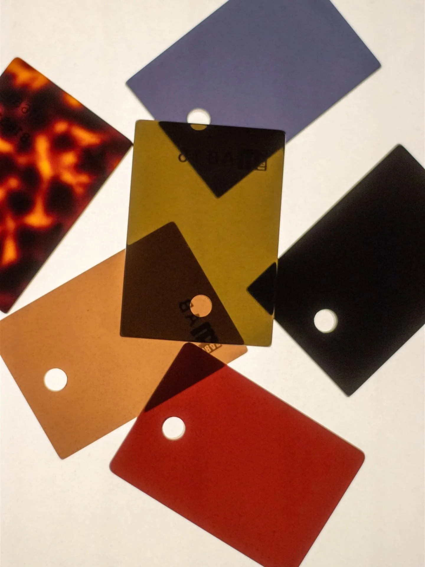 Les couleurs! 
.
.
.
#opticien #quartierbrugmann #norui #colors 
Pics by @ankatg