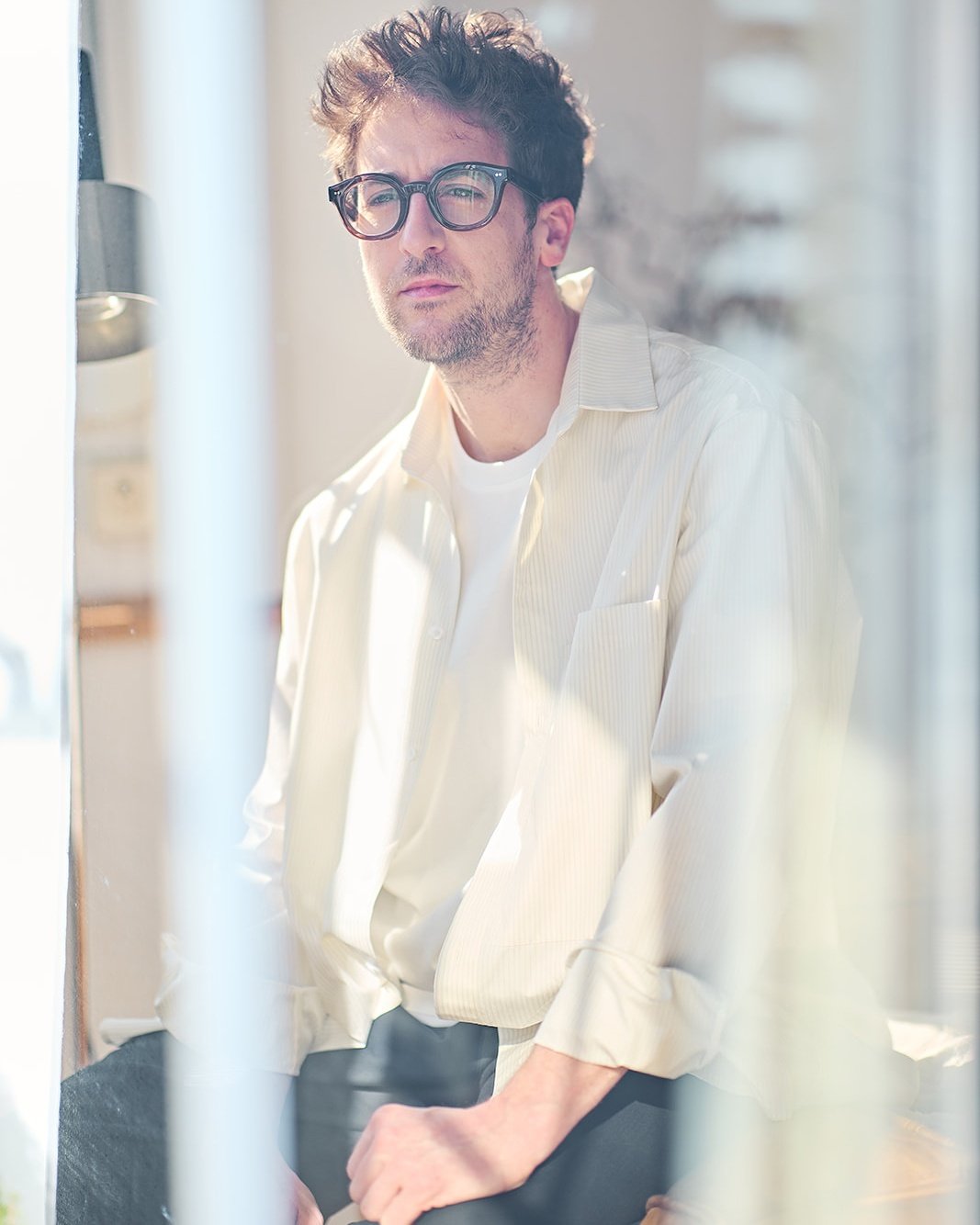 edinōr &hellip; Mixte, structur&eacute;e, pr&eacute;cise 

#norui #eyewearcollection #drop1 #eyewearstudio #quartierbrugmann

👓 @norui.be 
📷 @dimitrilowette 
🤍 Chemise @helenvantroyen
@dasilvamatthieu