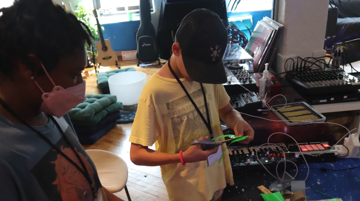 Untitled - Savannah &amp; Uuno