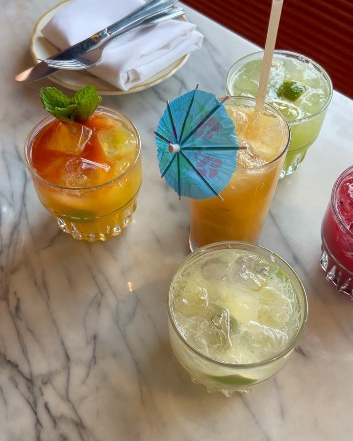 CINCO DE DRINKO 🍻 🎉  We&rsquo;ll be serving your your favorite Brazilian cocktails and bites until 10pm tonight! 🤍 GET IN HERE! 🇧🇷🇧🇷🇧🇷