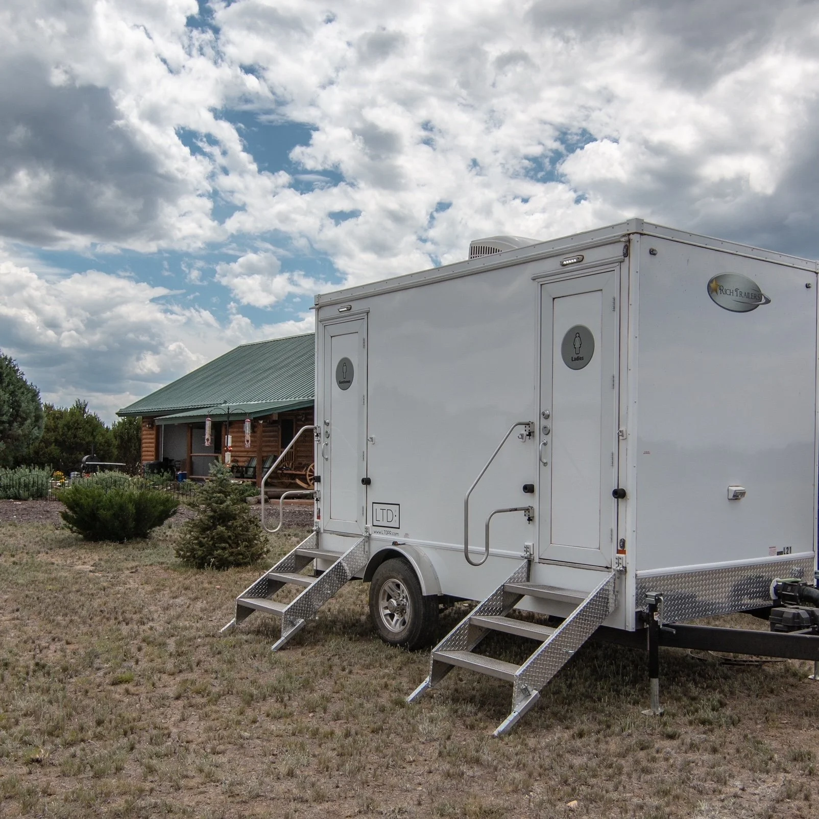 Luxury Restroom Trailer
