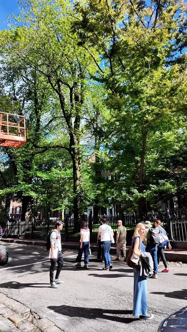 “October is the perfect time to explore Boston. 🍁
Golden leaves along the Freedom Trail, crisp air by the Charles River, and cozy cafés waiting on every corner.
This fall, let us guide you through the city’s history, flavors, and