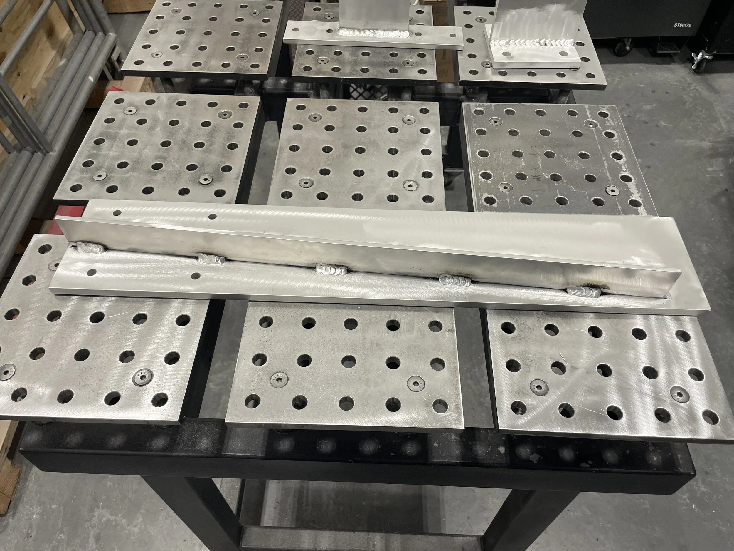 Aluminum awning & mounting brackets