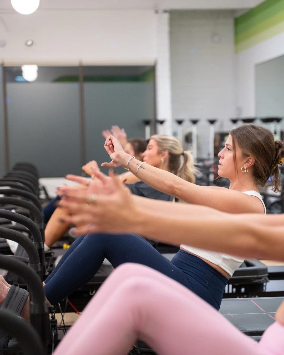 What&rsquo;s your favorite block of class? Let us know in the comments! 

✨Center Core 
💚Obliques
🪩Legs 
💪🏽Arms
