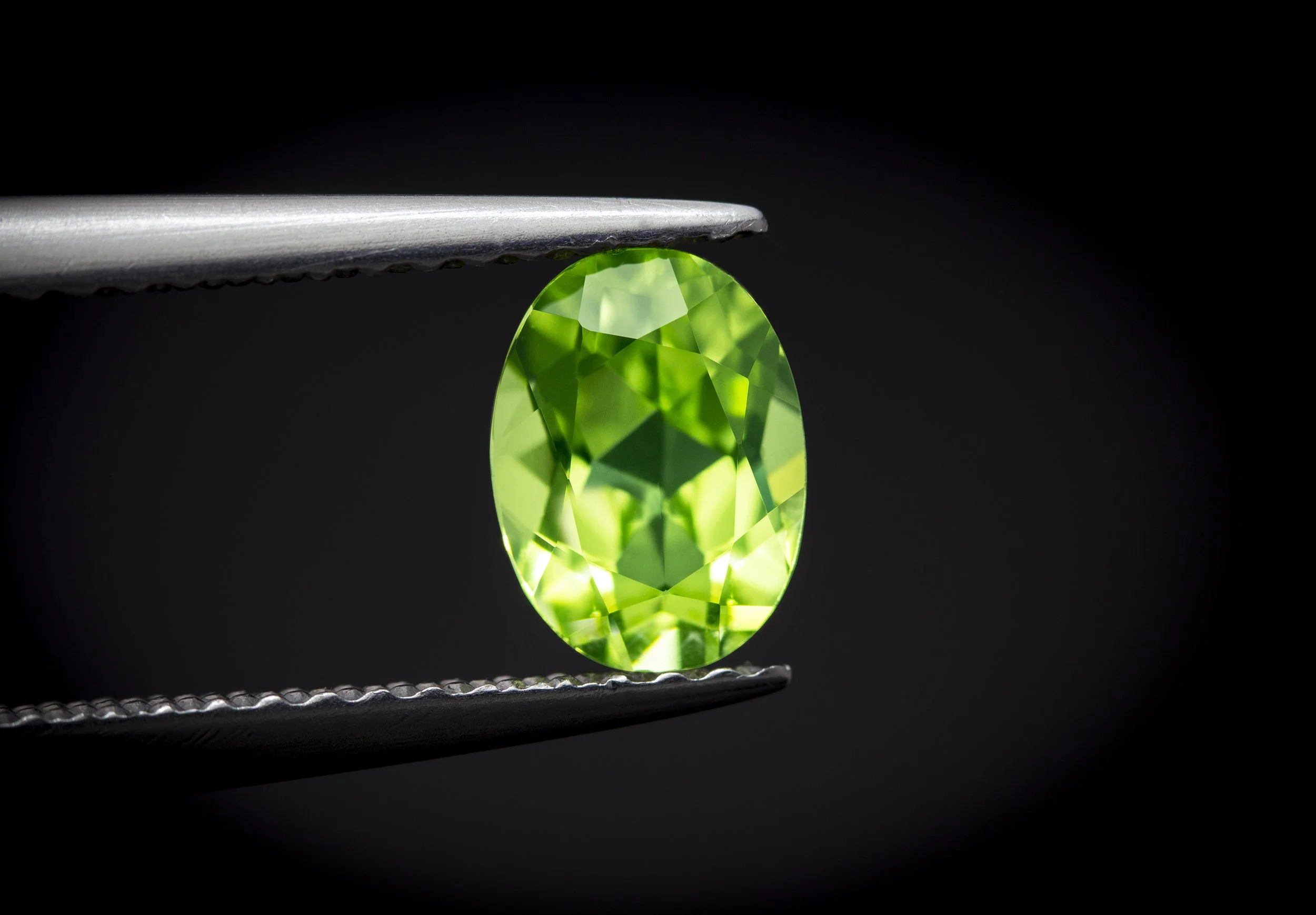 August Birthstone Guide