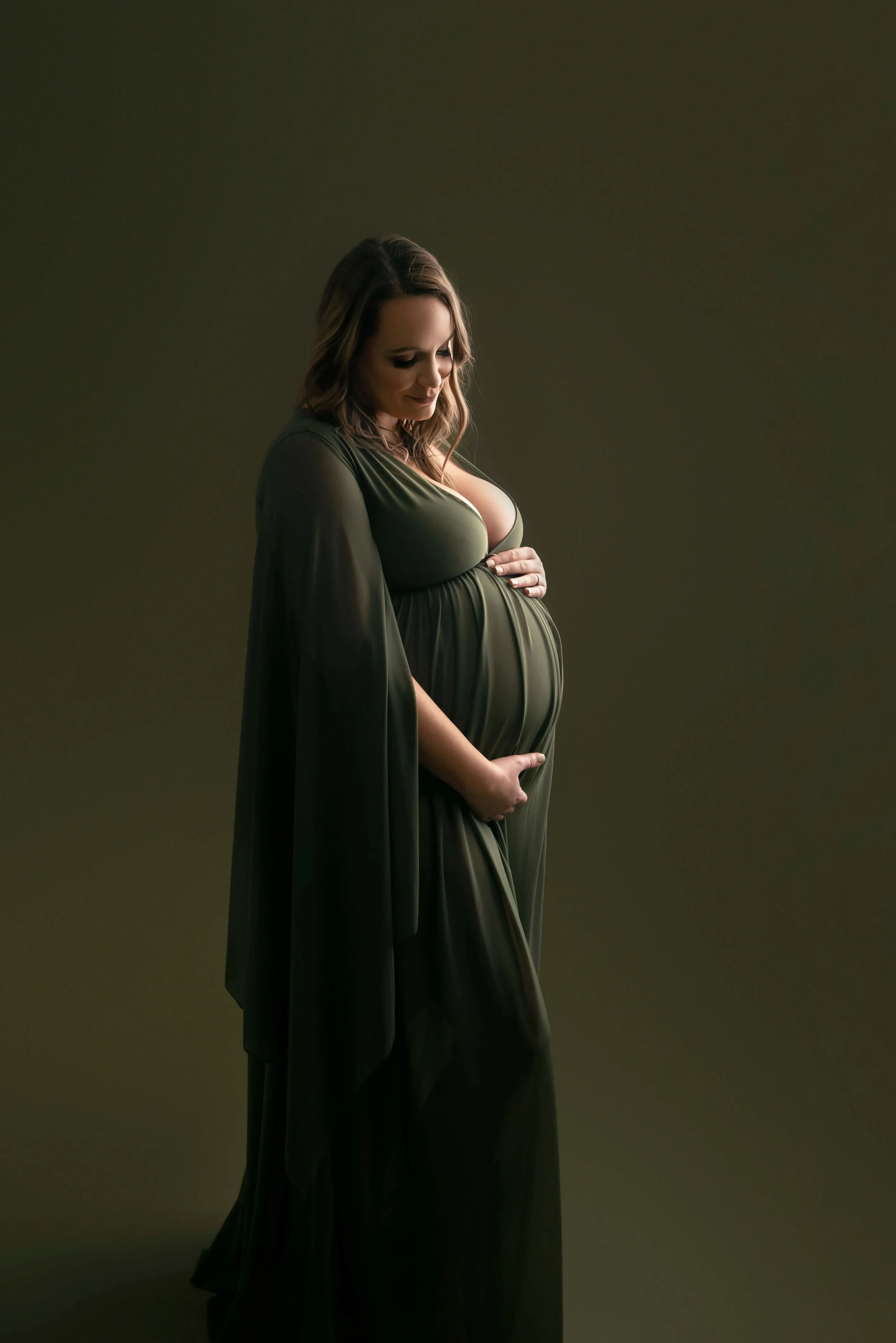Toledo-Maternity-Photographer (21).jpg