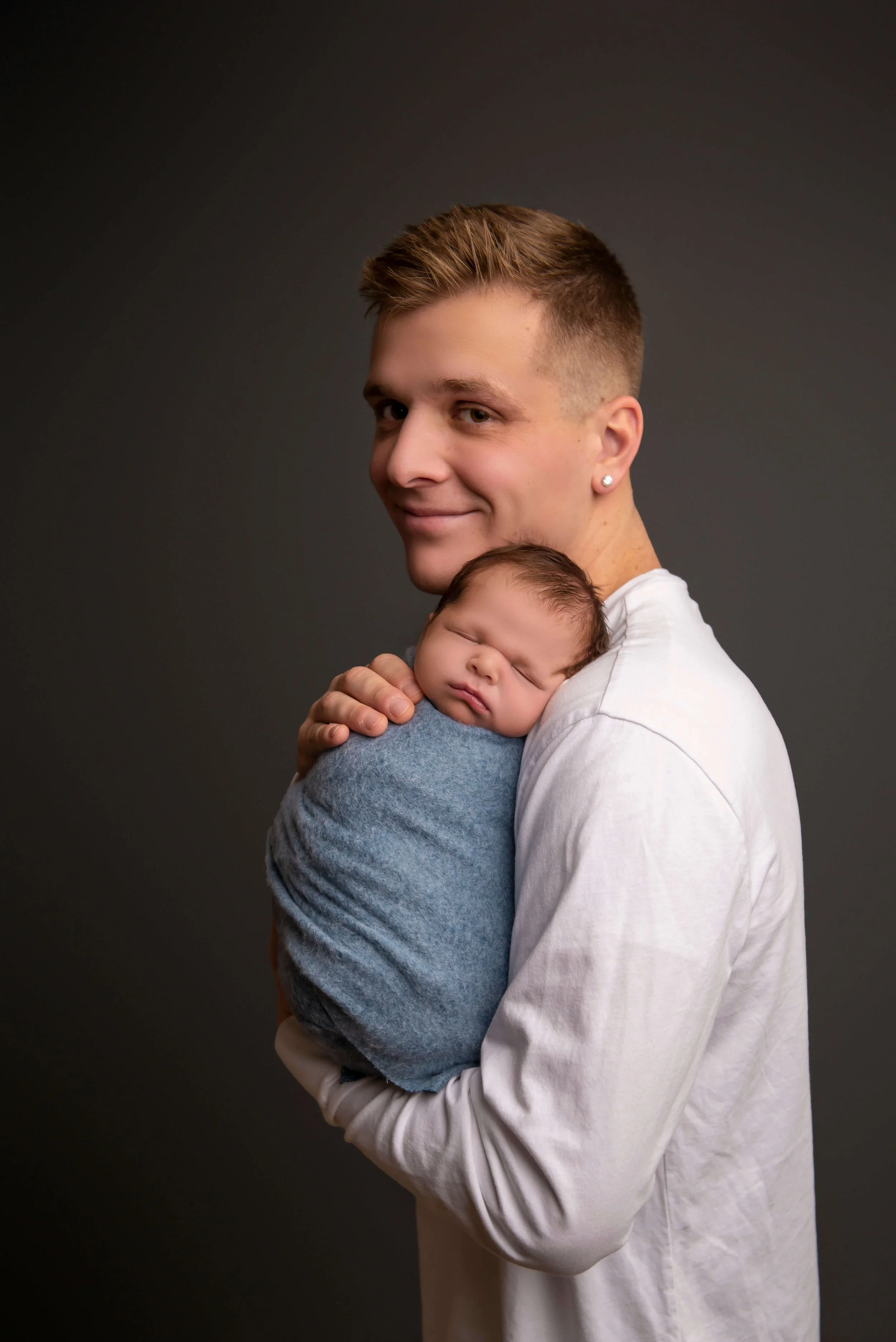 Toledo-Newborn-Photographer MJ (15).jpg