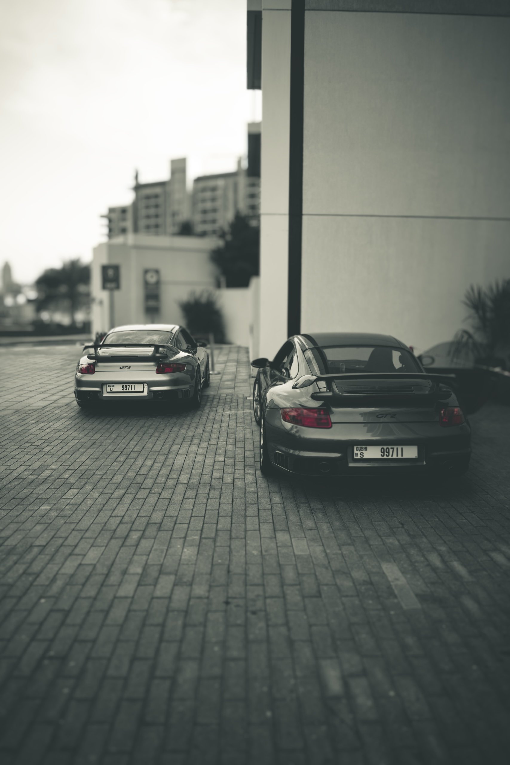Serious Firepower - Porsche GT2s - Dubai