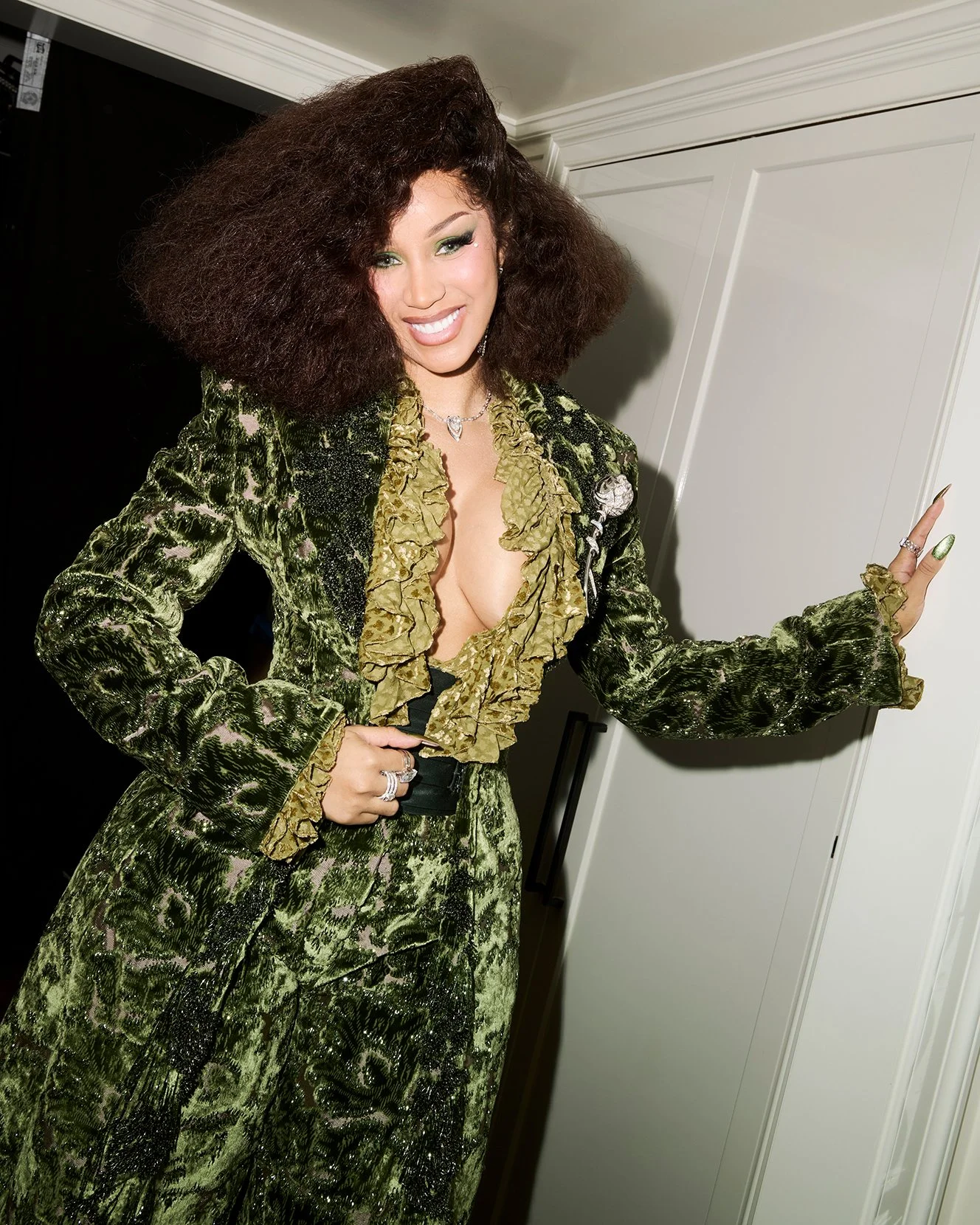 BURBERRY_2025_MET_GALA_CARDI_B_BTS_CROPPED_4X5_sRGB.jpg