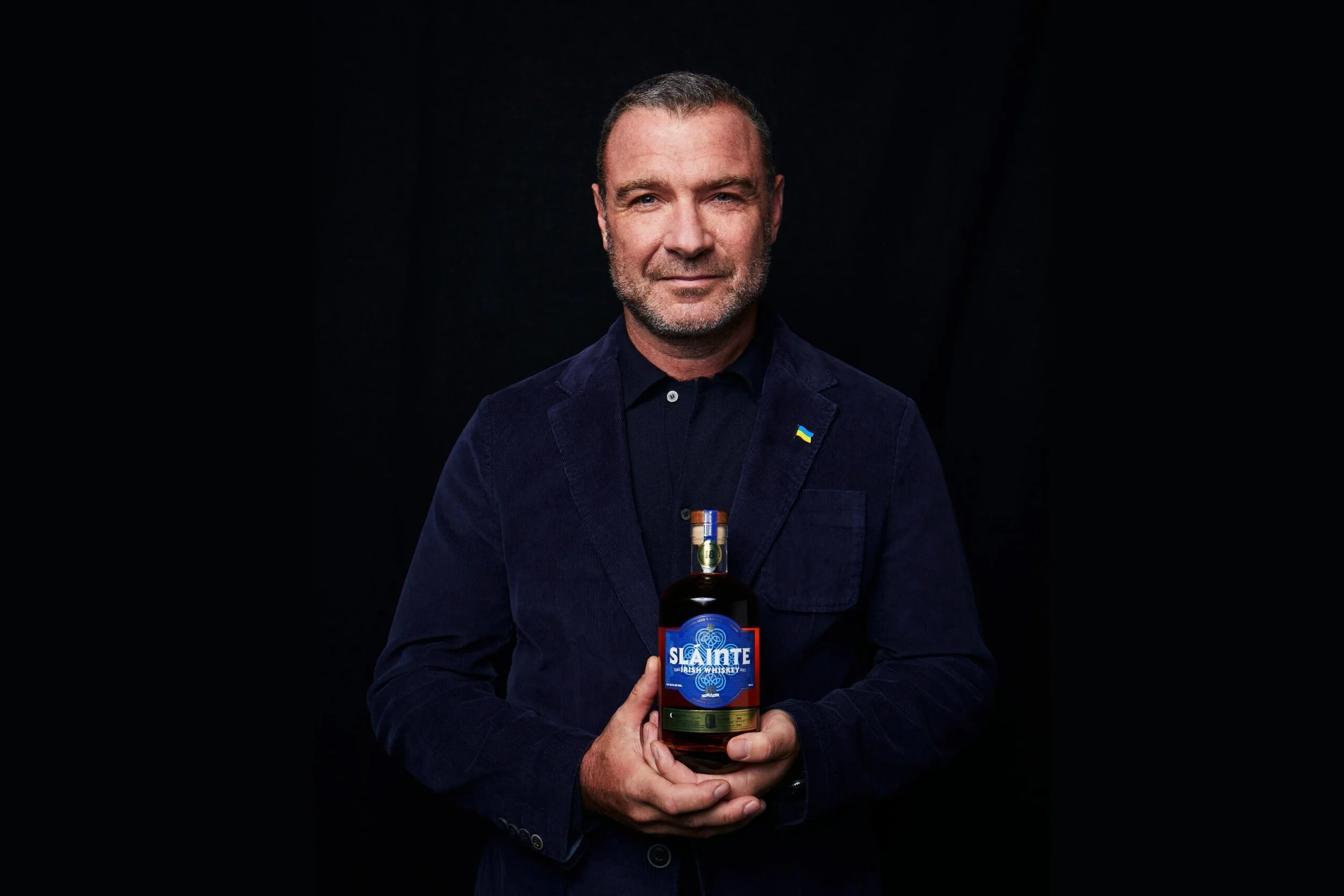 News: Actor and Director Liev Schreiber Launches Irish Whiskey Brand Sláinte [Whiskey Raiders]