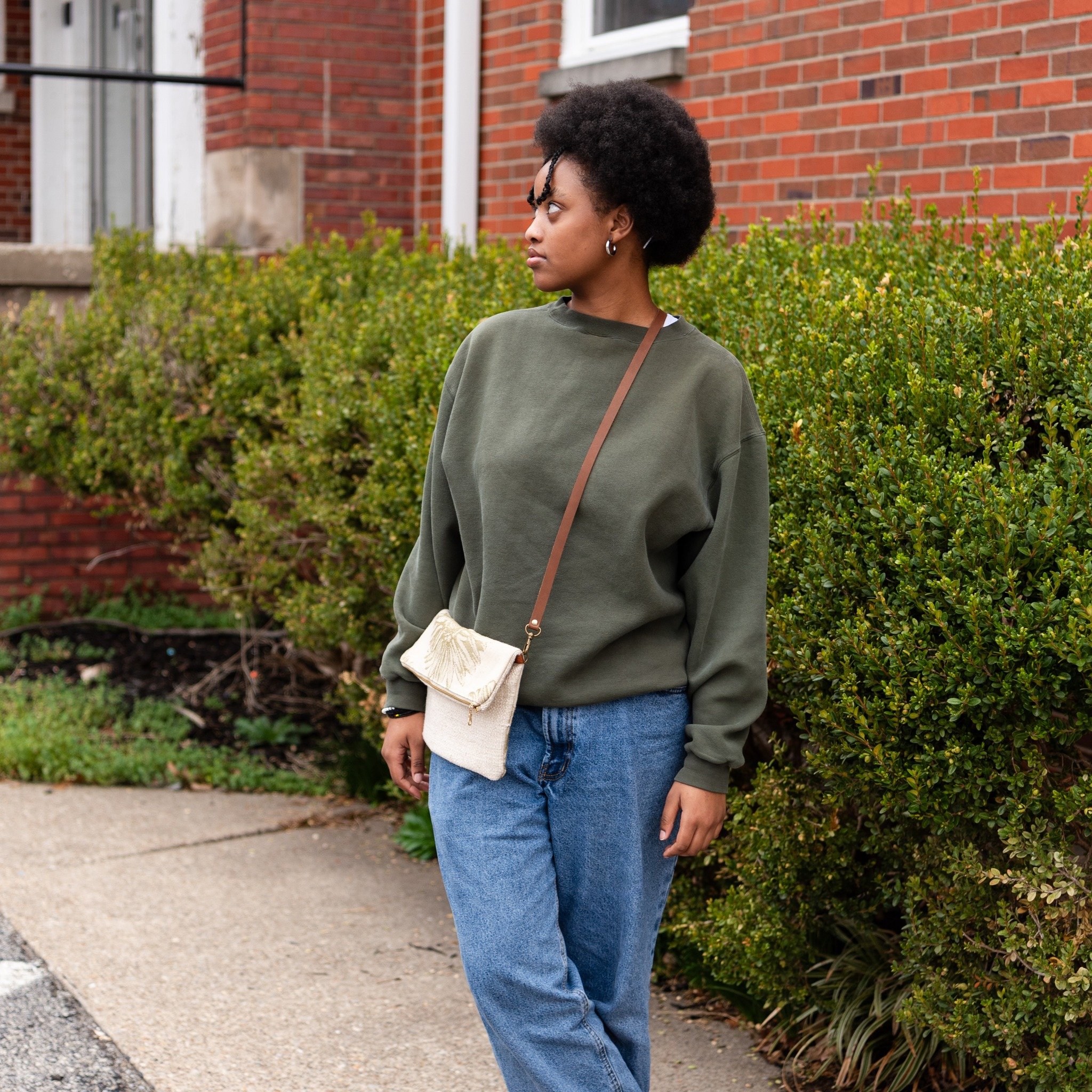 Fold-over clutches are the perfect day to night purse and comes in many different options! 

Wear as a crossbody and switch it over to a clutch for date-night! 

You can find them in the shop. 
5005 Southside Drive