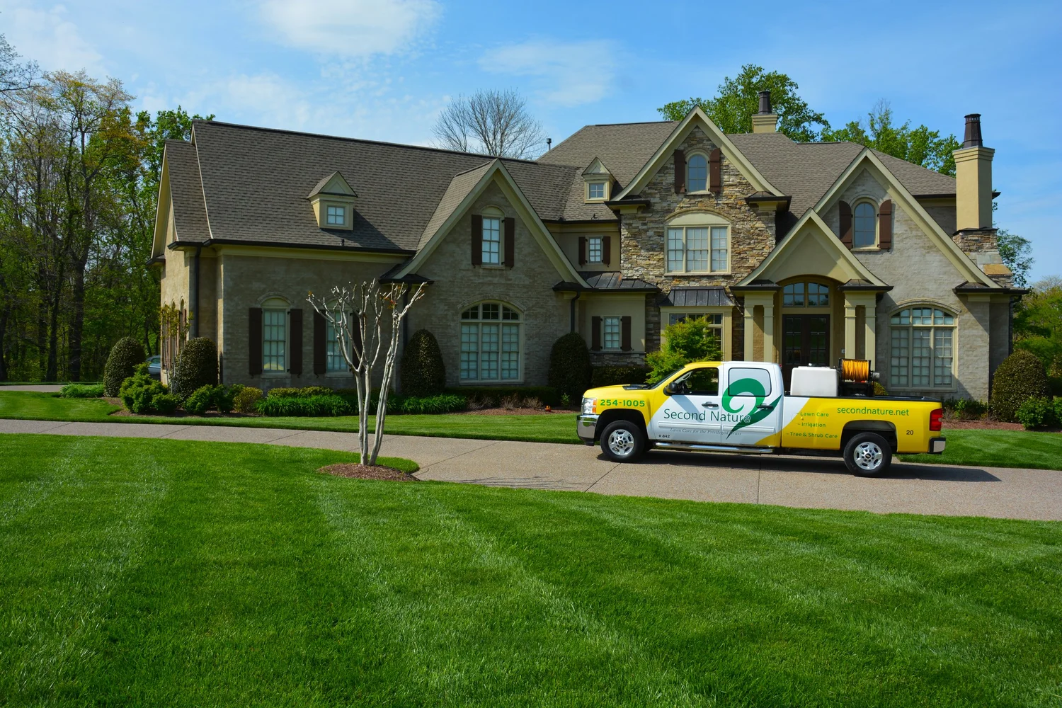 Lawn Care Near Me Nolensville, Brentwood, Hendersonville, Franklin TN Lawn Care Near Me