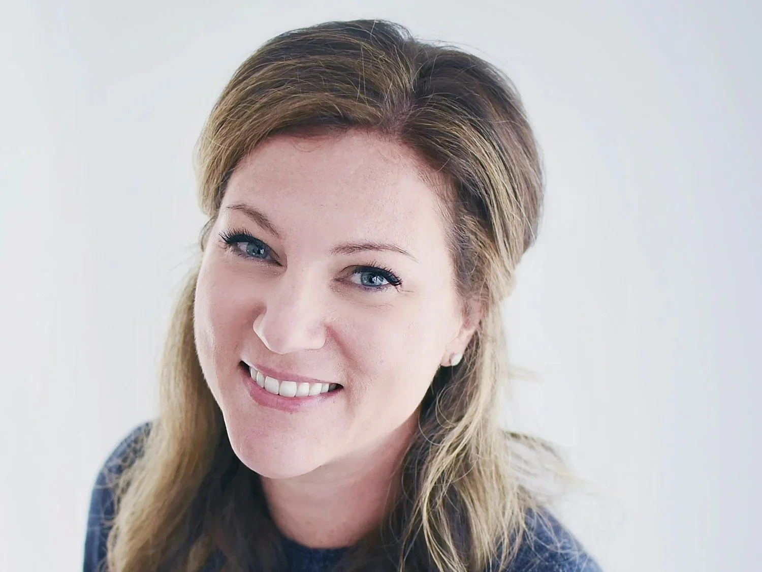 S6 Ep. 1 / Christine Chappell: Help When Depression Overwhelms You as a Mom