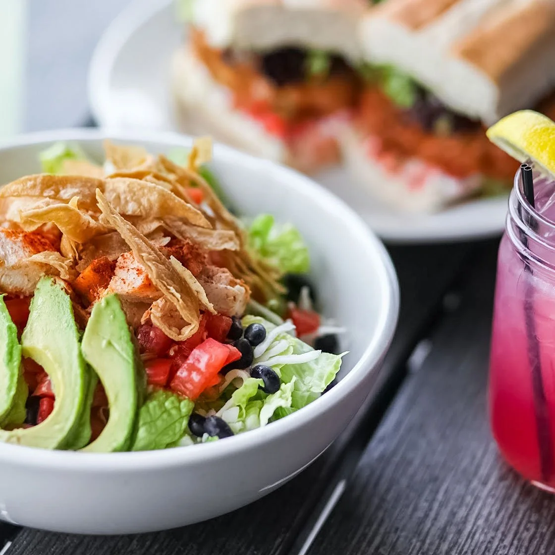 Downtown — Kayak Kafé