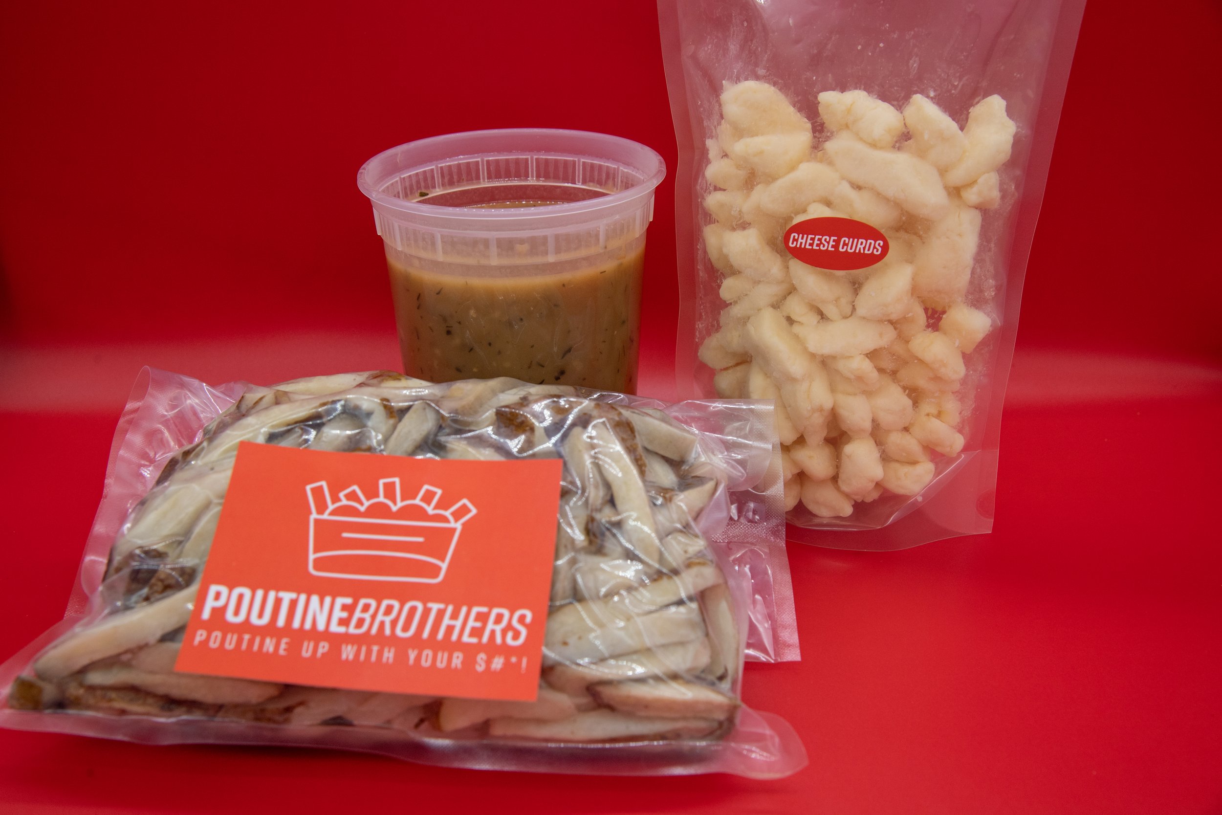  A DIY Poutine Kit containing fresh hand-cut french fries, Wisconsin white cheddar cheese curds and a decadent homemade brown gravy – a taste of what our neighbors to the North call their national dish. 