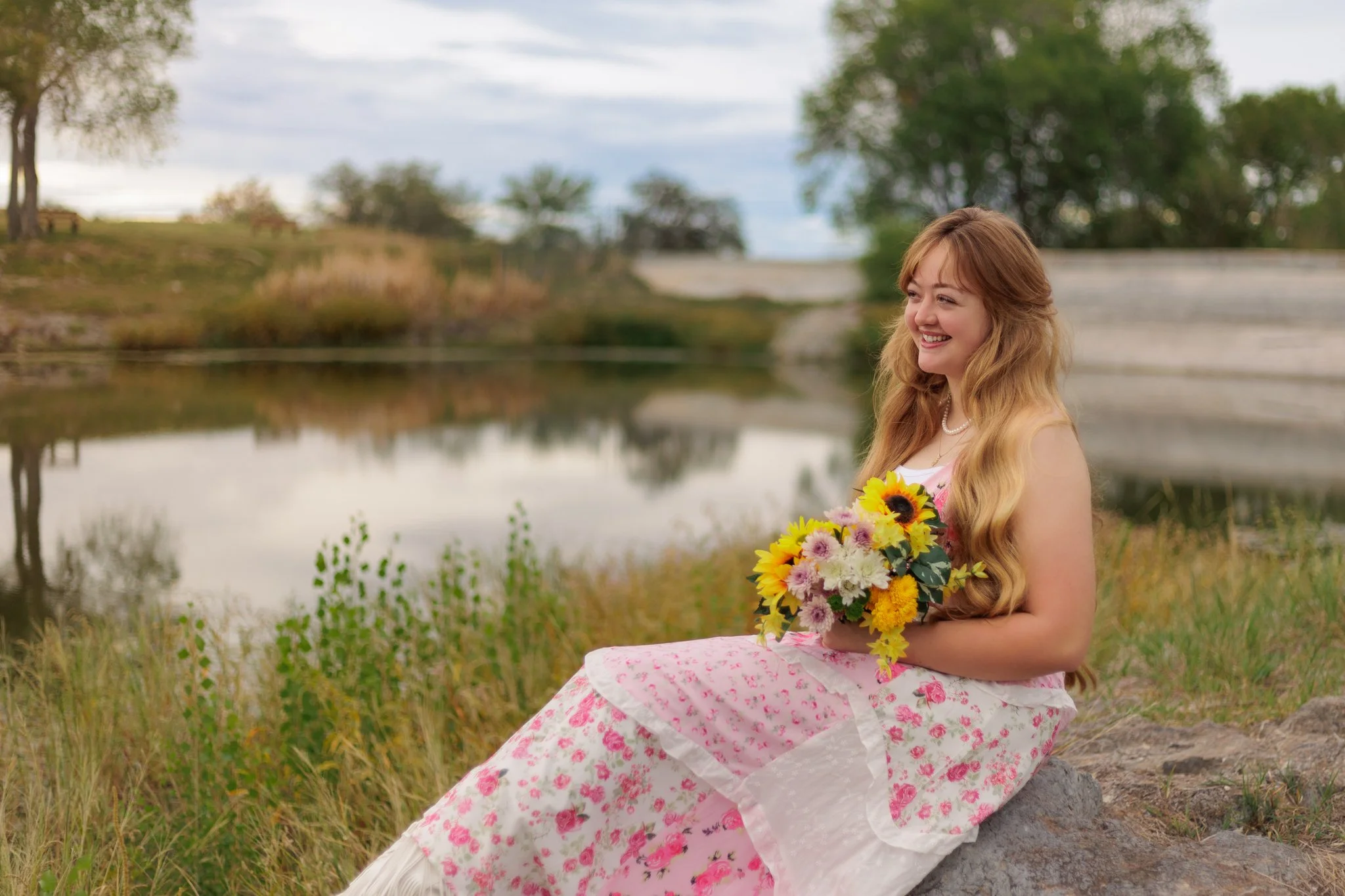 Taylin Senior photos small-9.jpg