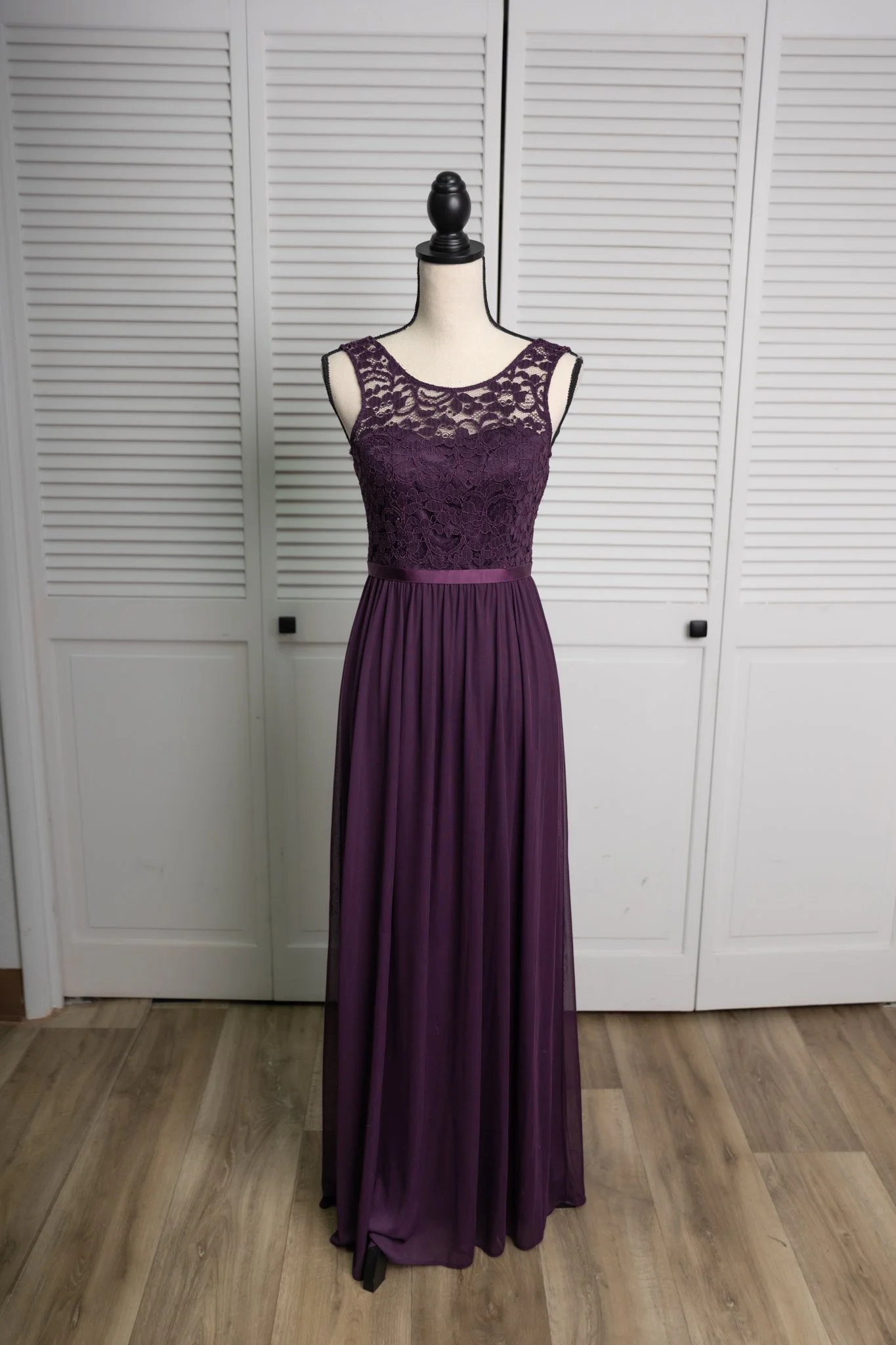 XS - purple chiffon & lace maxi dress