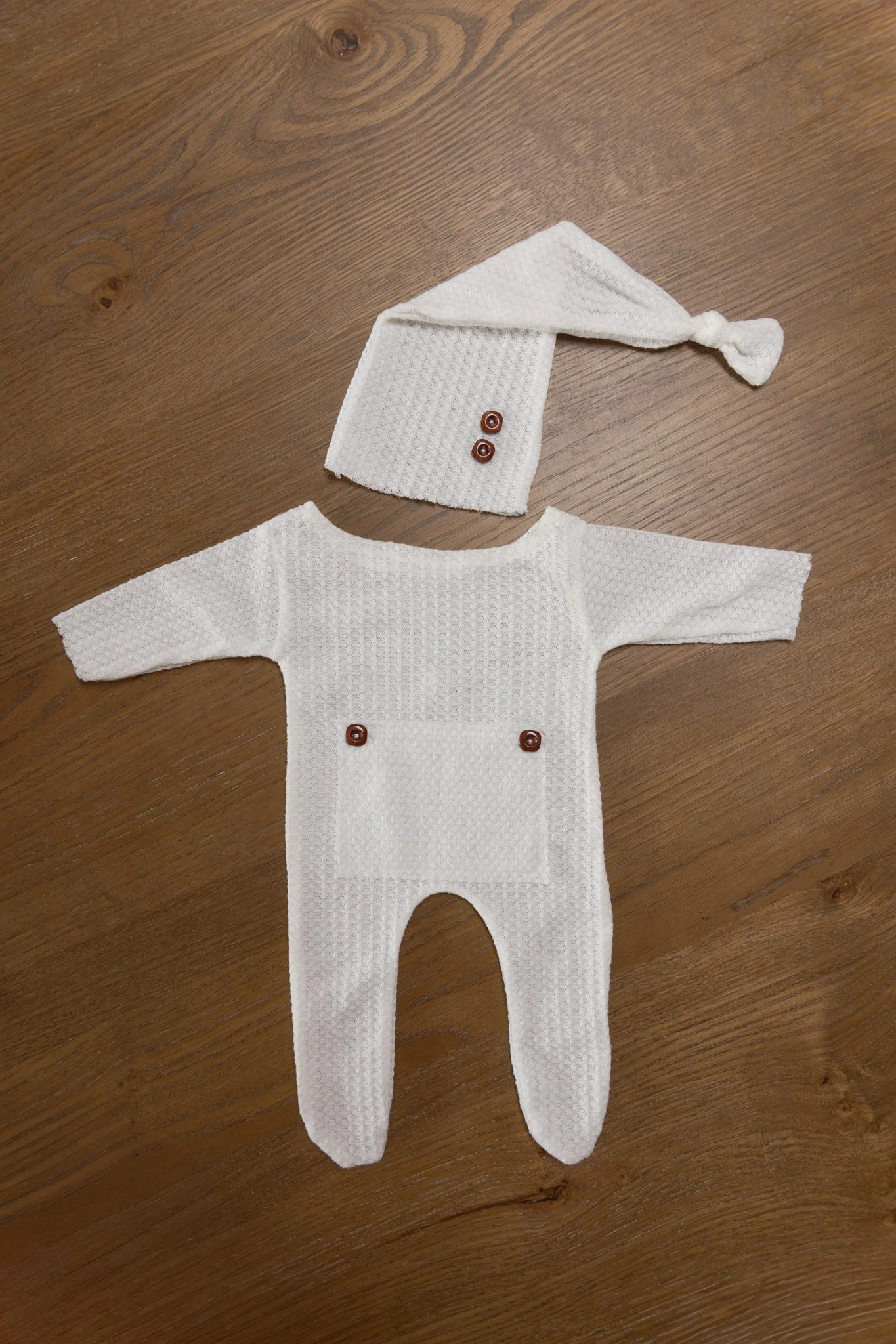 NB - waffle weave onesie in white