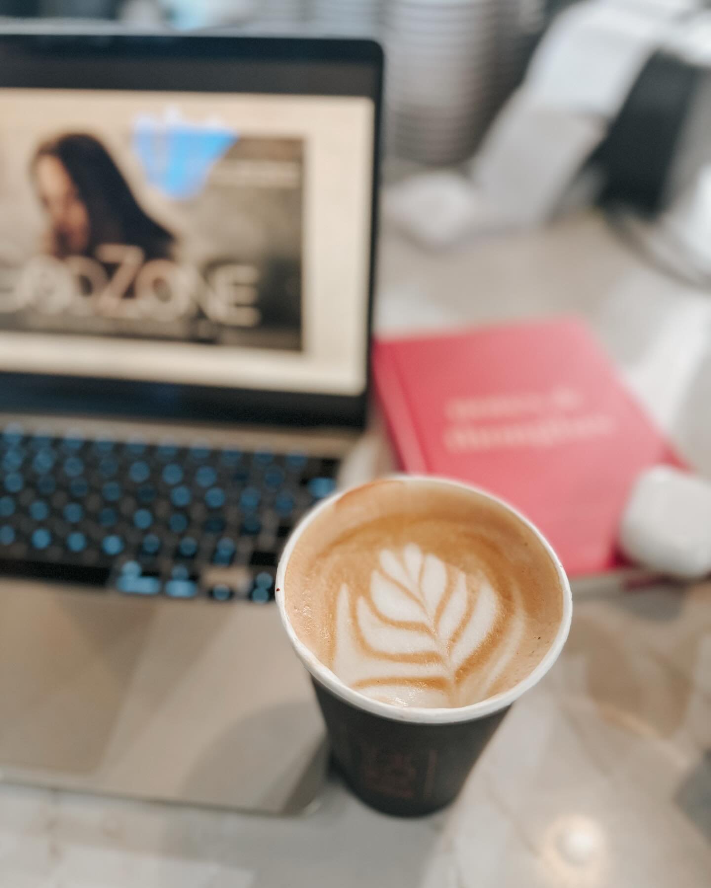 Surrender and sabbath is going smashingly 
.
I&rsquo;ve been spending mornings at a coffee shop journaling and contemplating ✨
.
Meditation, visualization and somatic practices are becoming a part of my normal daily rhythm 💫
.
I&rsquo;m noticing ALL