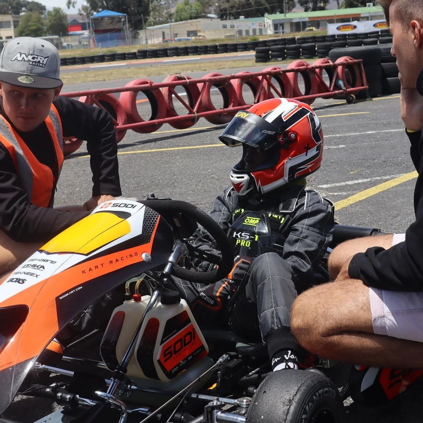 ANGRi Racing Academy : Karting Champions Training Champions