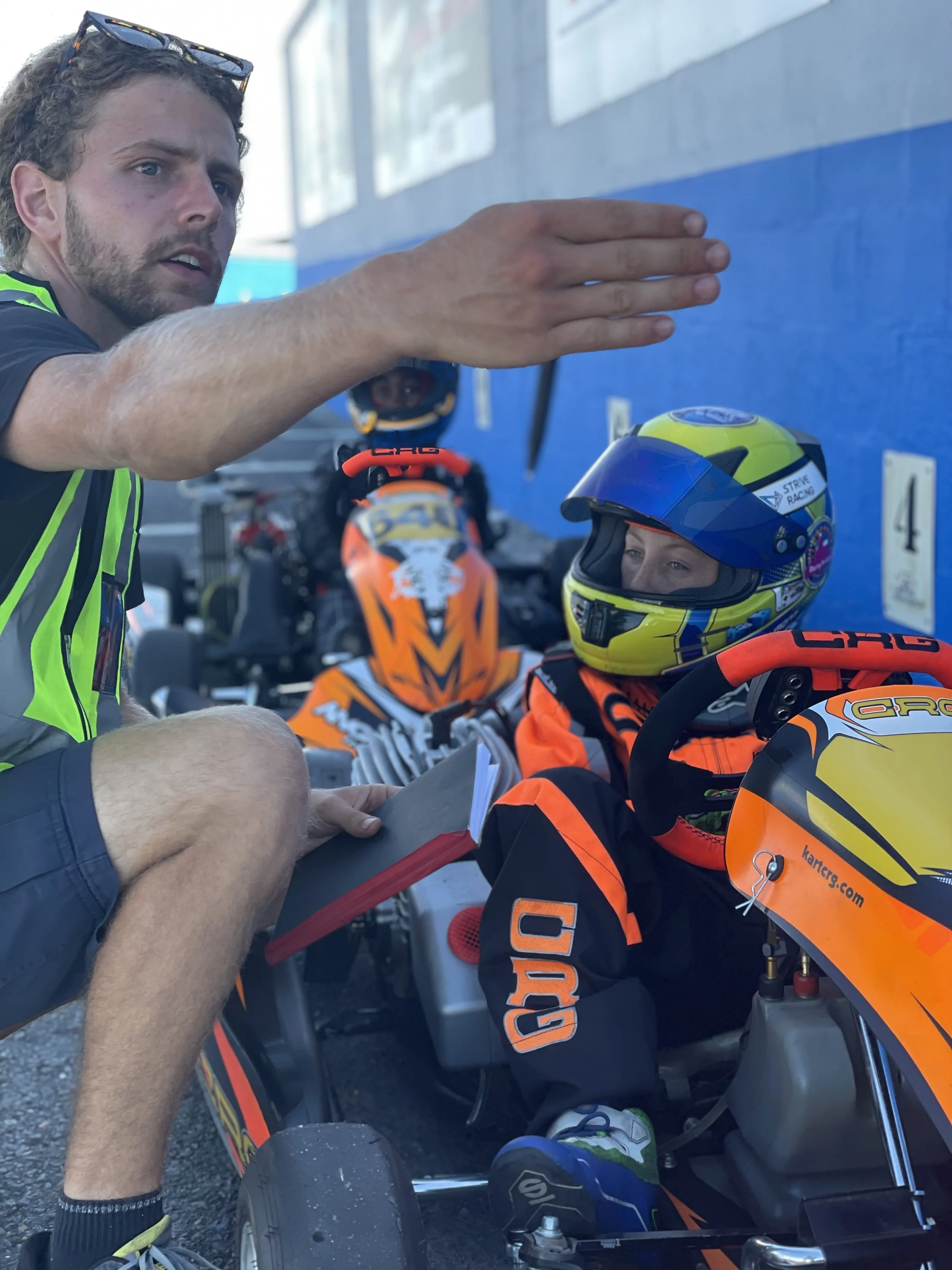 ANGRi Racing Academy : Karting Champions Training Champions