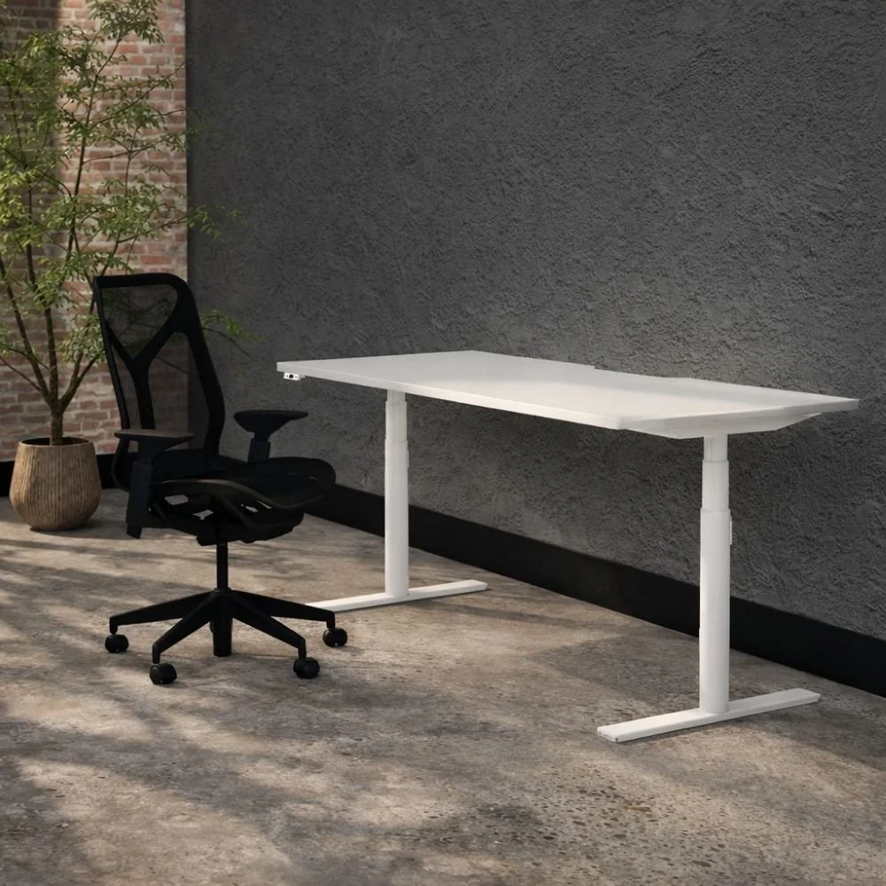 Orb single desk white-white.jpg
