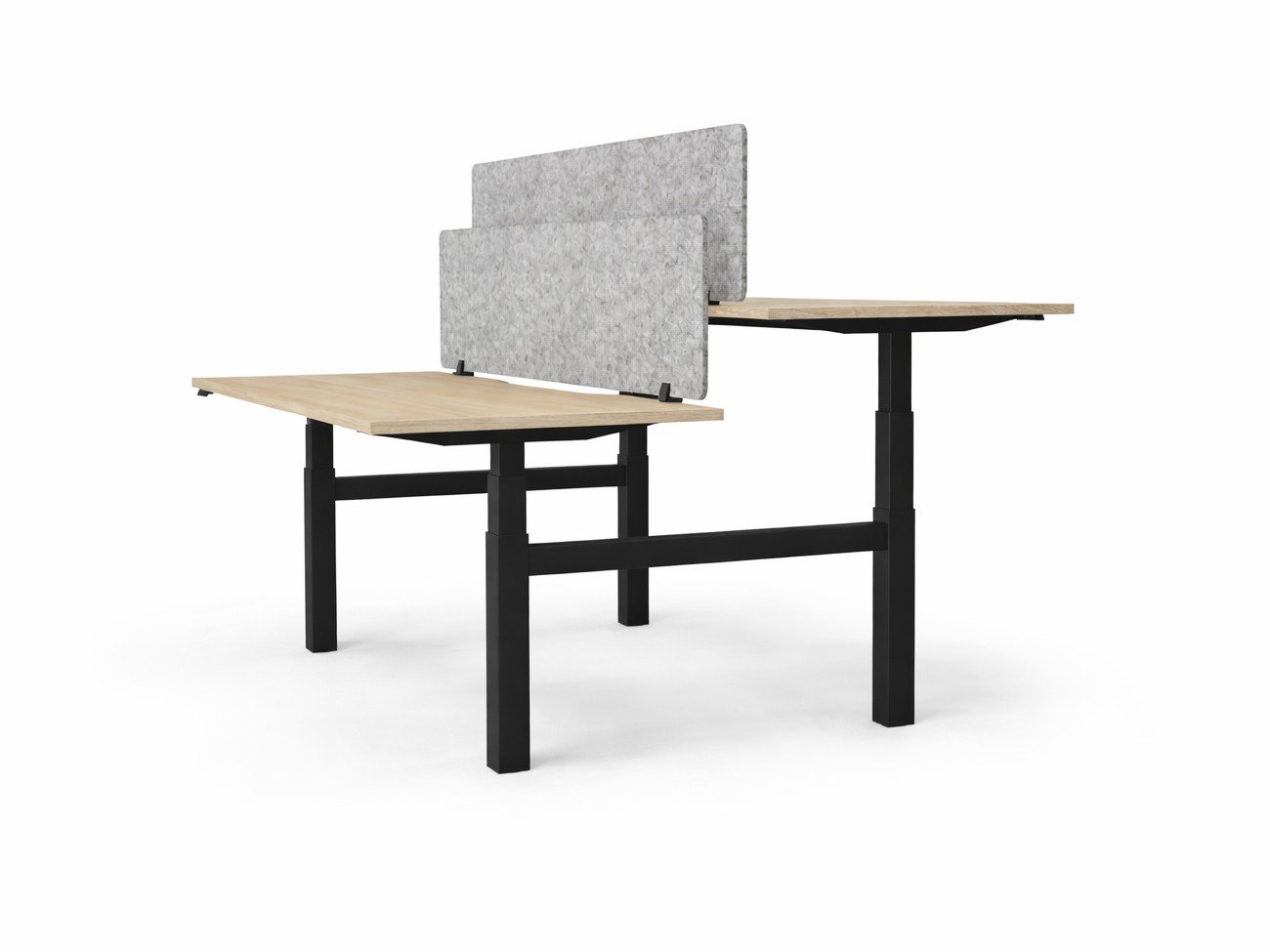 Air double sided desk with single acoustic screens_b.jpg