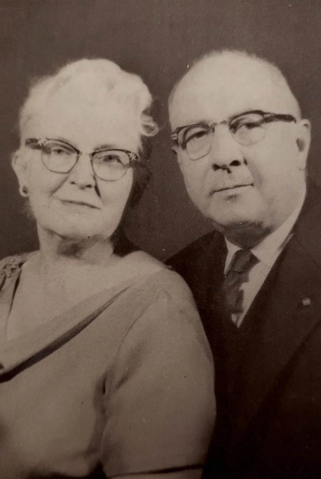 Dr & Mrs Winfield Burggraaff 1922-23