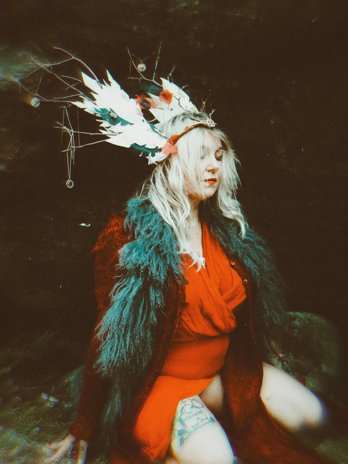 S&aring; m&aring;nga kvinnor jag k&auml;nner hittar hem, hittar sin kraft n&auml;r de l&aring;ter Jord omfamna dem. N&auml;r de slutar leta efter l&ouml;sningen utanf&ouml;r dem och inser att de sj&auml;lva &auml;r templet de letat efter. Att de har 