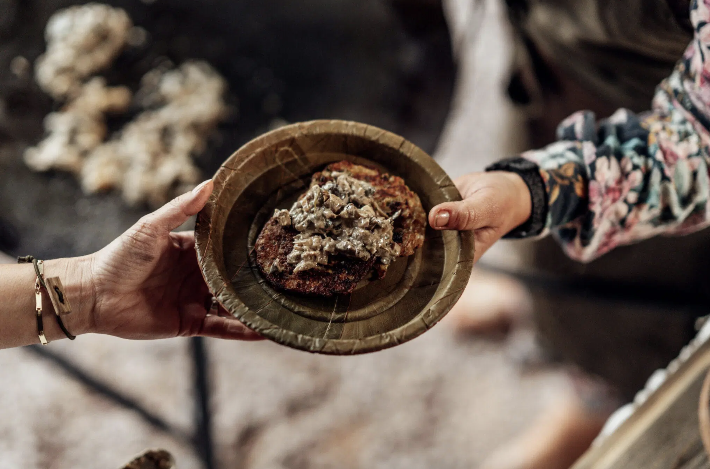 Vild Mat, Eld &amp; skog med Elles Utemat