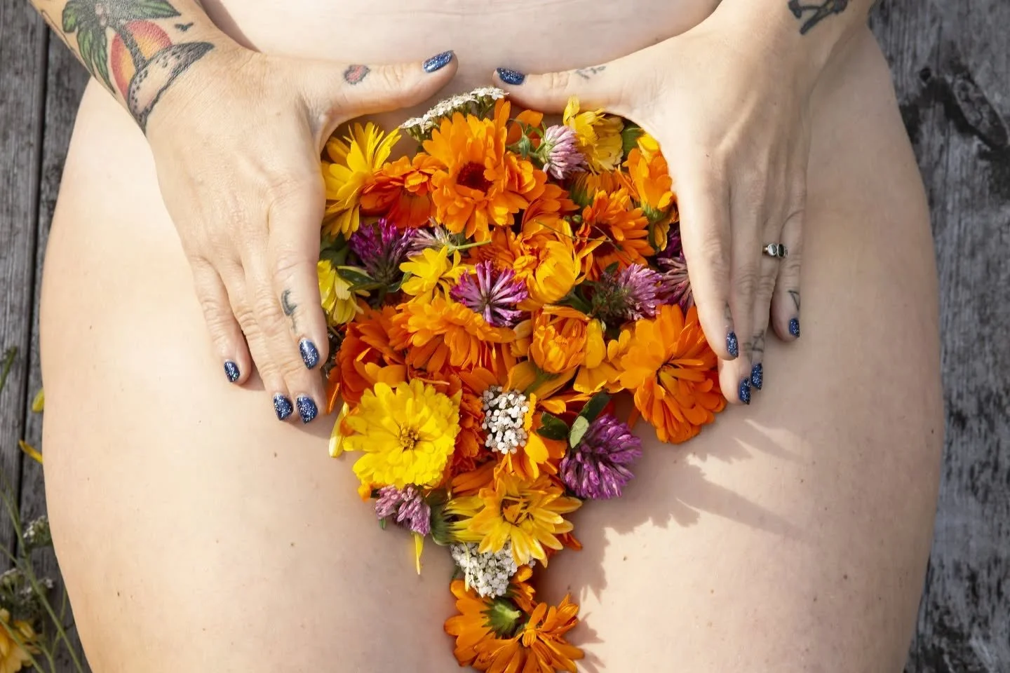 April forts&auml;tter t och s&aring; g&ouml;r &auml;ven min utf&ouml;rs&auml;ljning av &ouml;rter i webshoppen.

Passa p&aring; nu n&auml;r saven stiger hos tr&auml;den, knoppar sl&aring;r ut och l&aring;t &auml;ven er nektar fl&ouml;da och kroppen b