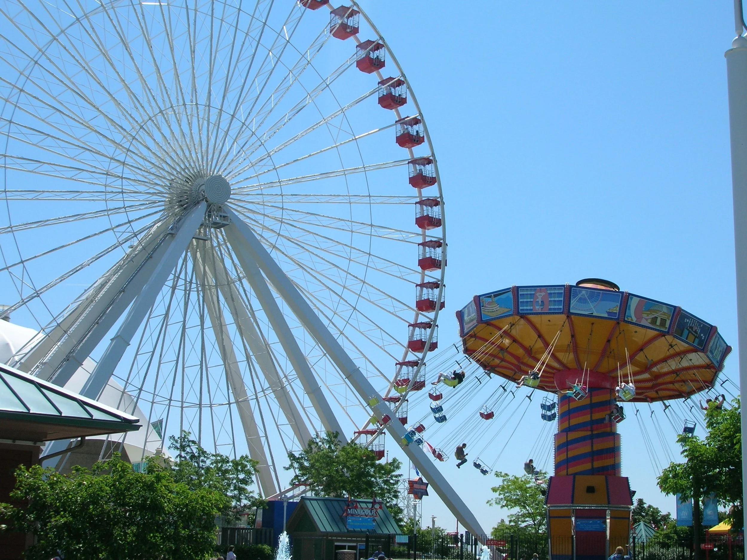 large ferris wheel in chicago. things to do in chicago.