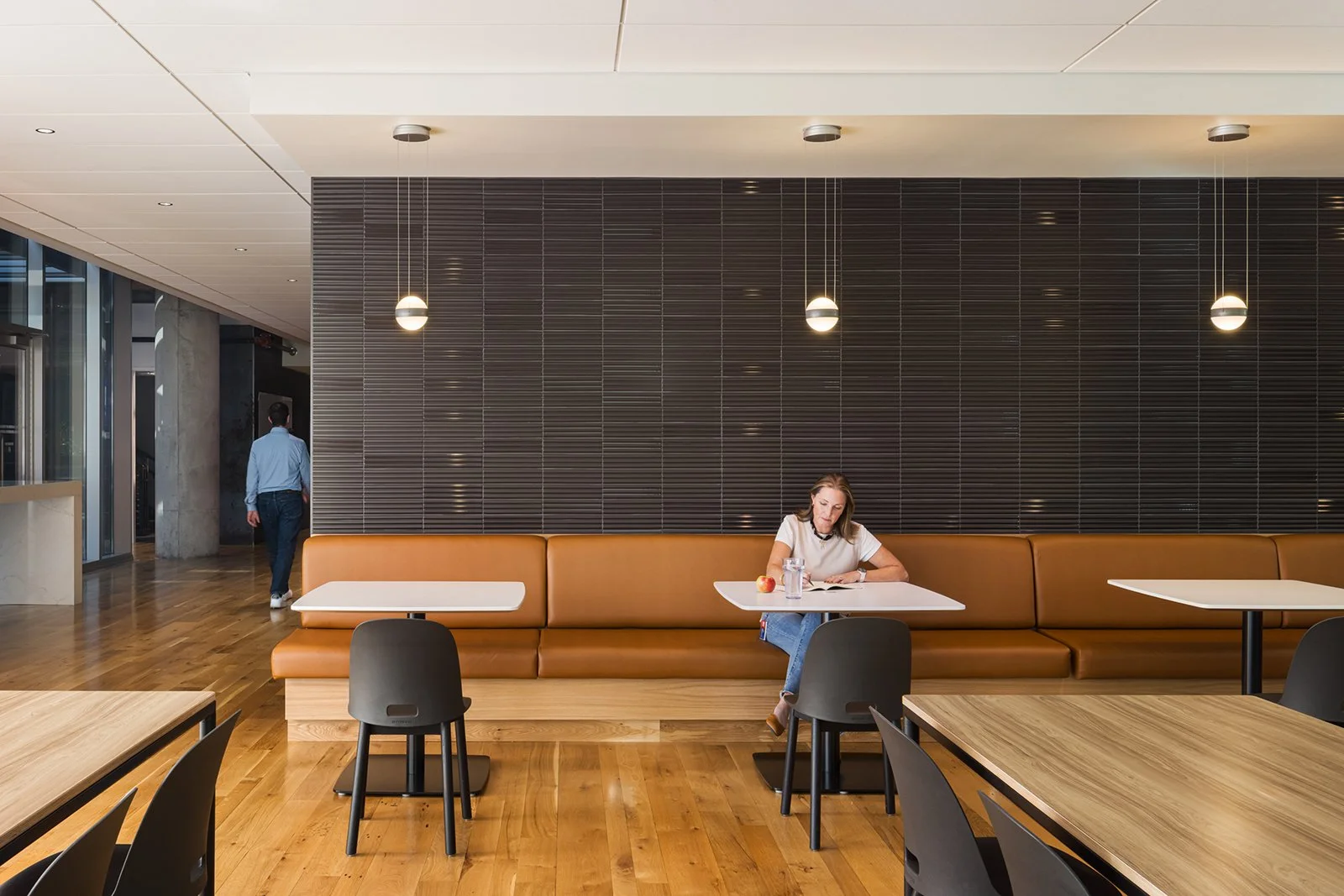 je-dunn-kansas-city-hq-cafe-renovation-after.jpg
