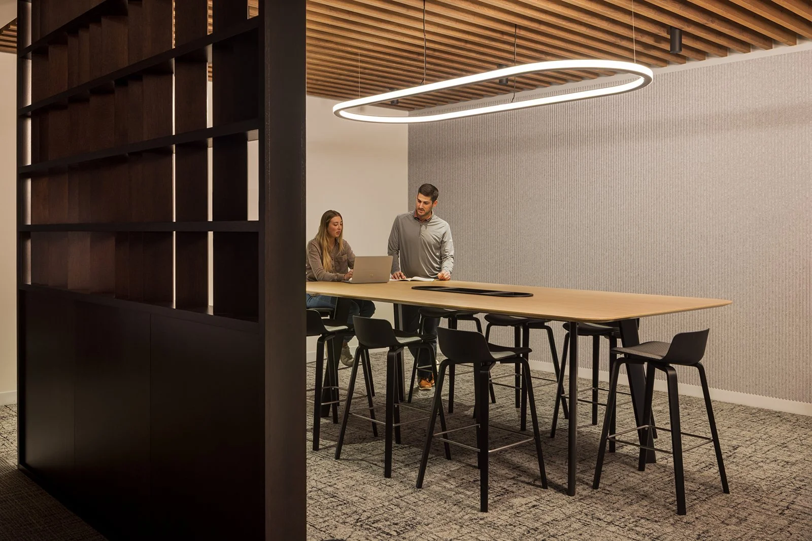 je-dunn-kansas-city-hq-encompas-haworth-team-collab-space.jpg