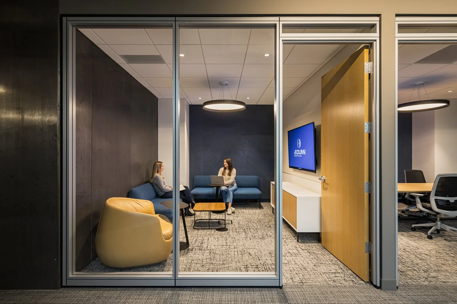 je-dunn-kansas-city-hq-encompas-movable-walls-reconfiguration.jpg