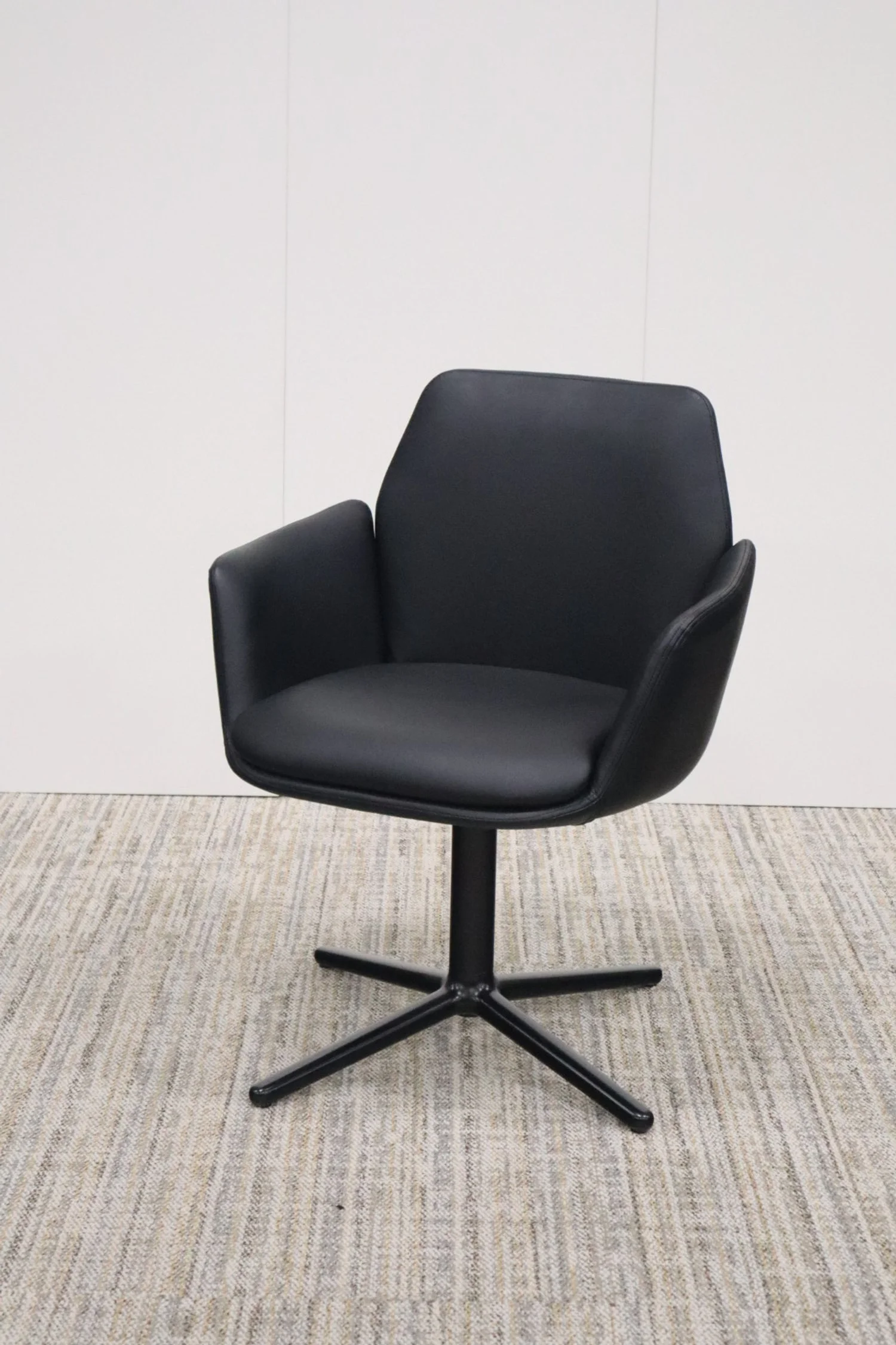 C63 | QTY : 1 | $100 | Haworth Poppy