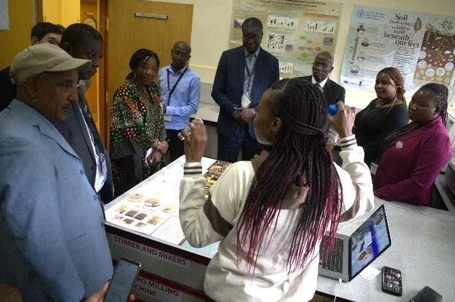 Icraf Lab 3.jpg