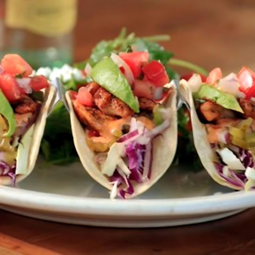 I'm not sure what's better, the taco or the photo. We are so excited to have Cenote on our lineup. Click the link in our bio to learn more 😋 

Thank you to our presenting sponsors @delta &amp; @titosvodka ✨