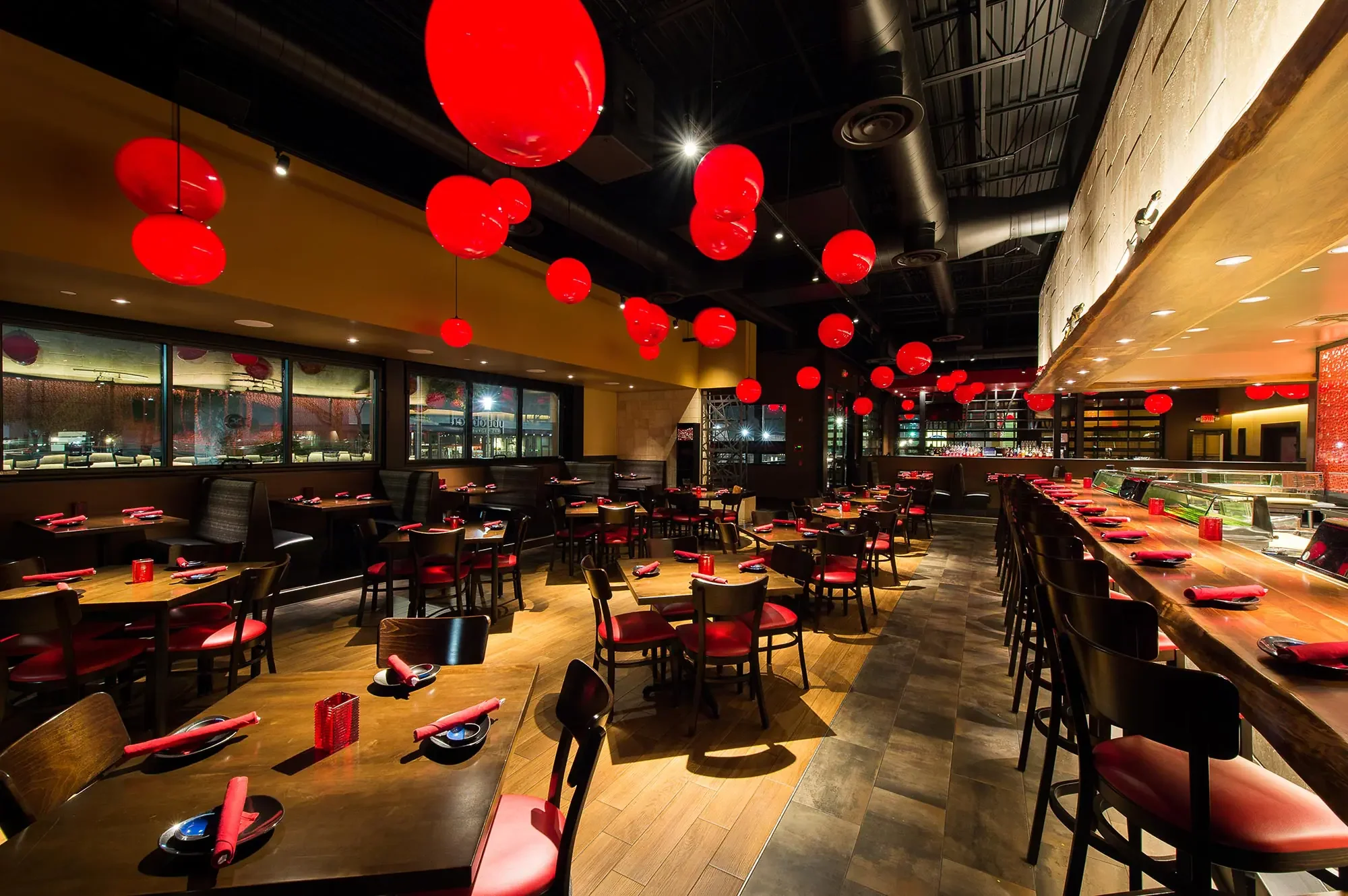 Addison-Dining-Hero-web.webp