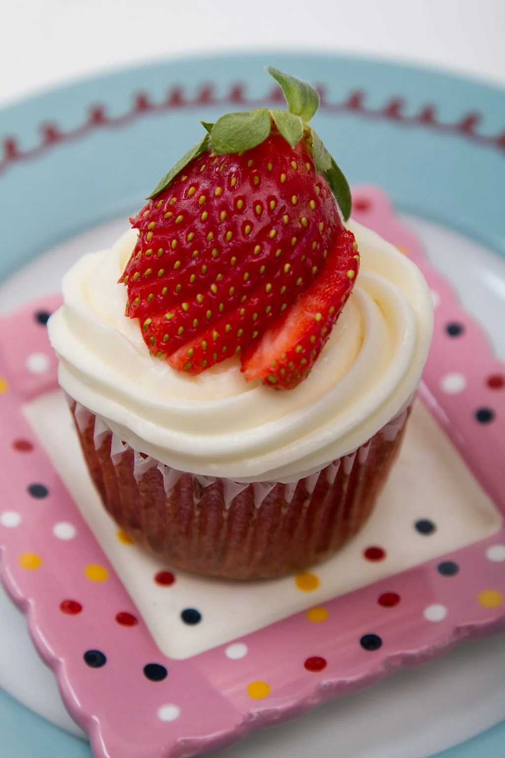 strawberry cupcake.jpg