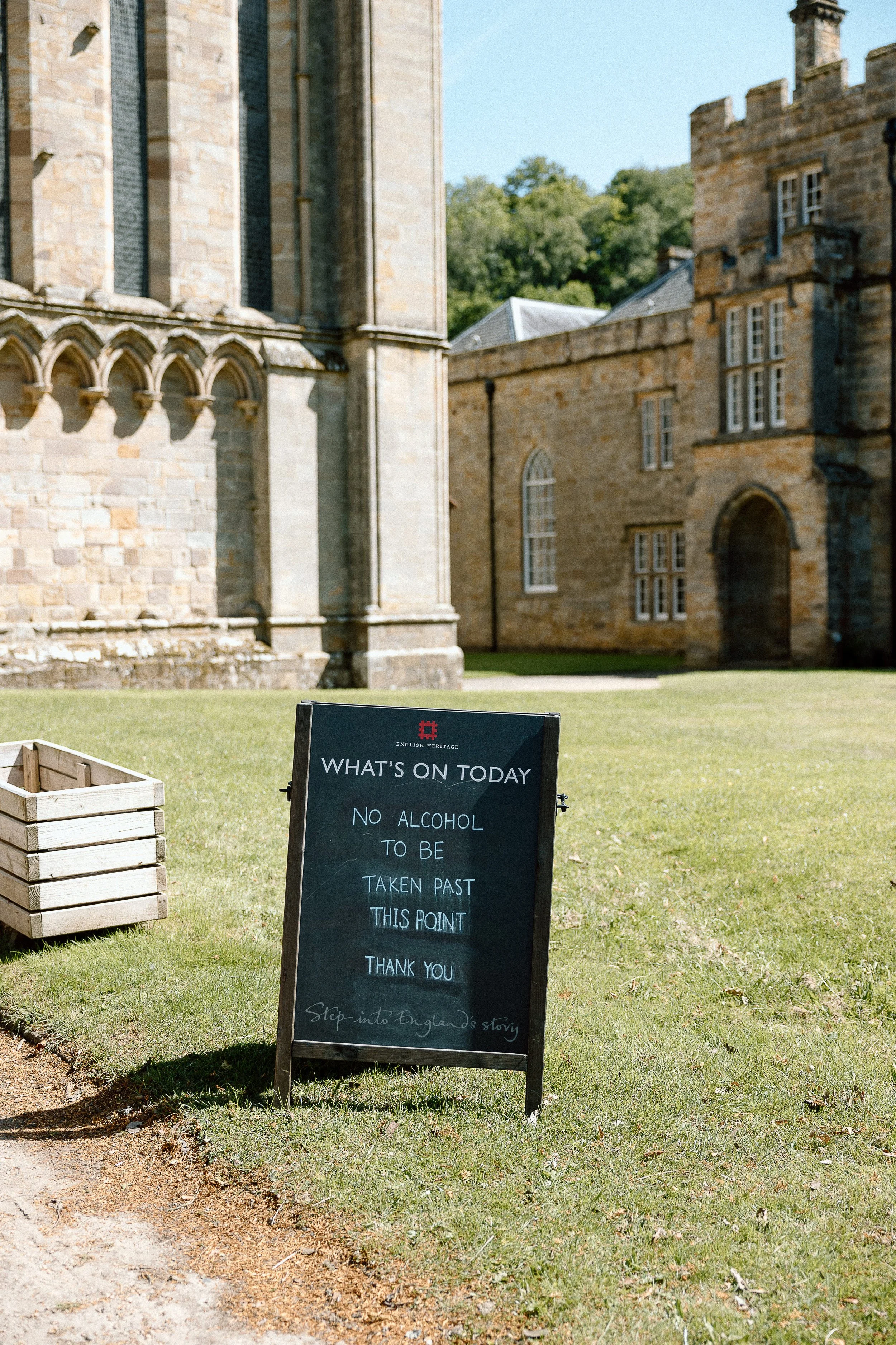 MR & MRS WOOD499.JPG