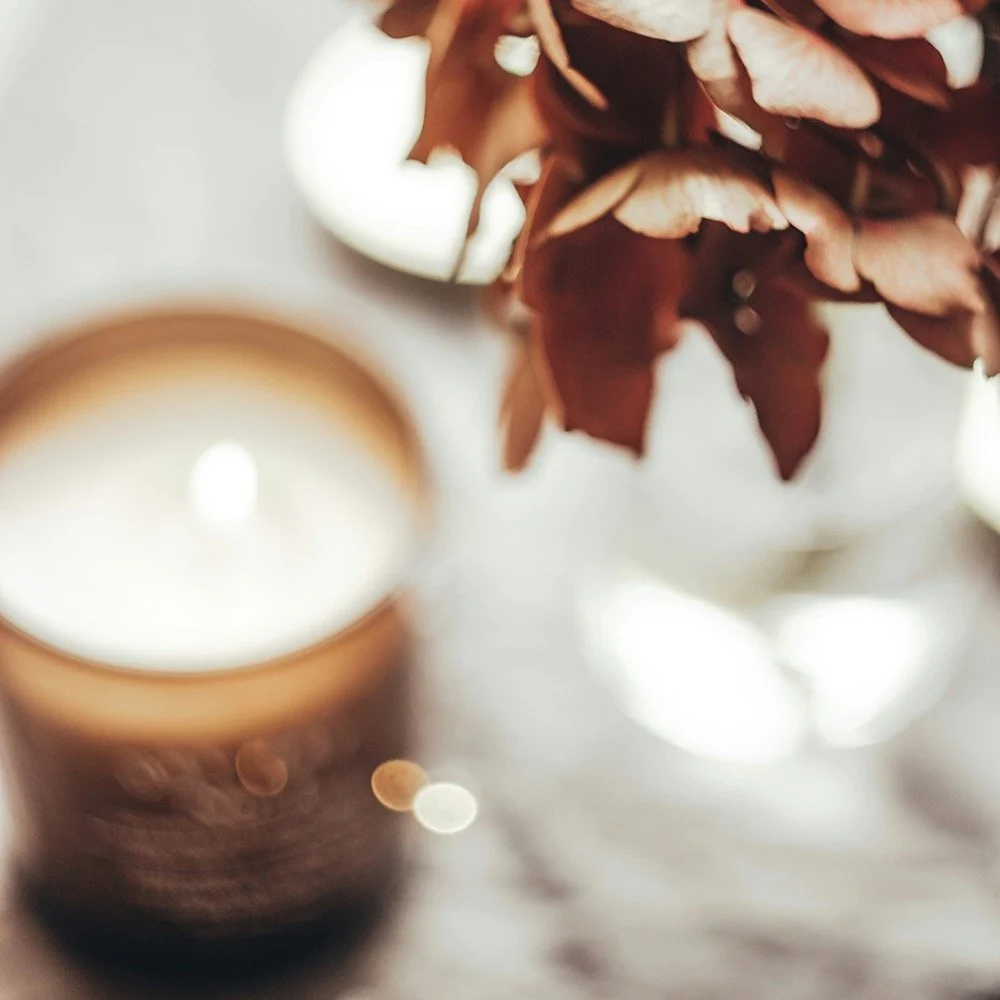 Cosy up this autumn with the warming, soothing scents of zesty orange and spicy cinnamon, earthy sandalwood and forest-inspired seasonal candles. Let the rich comforting aromas wrap around you, turning every chilly evening into a moment of pure comfo
