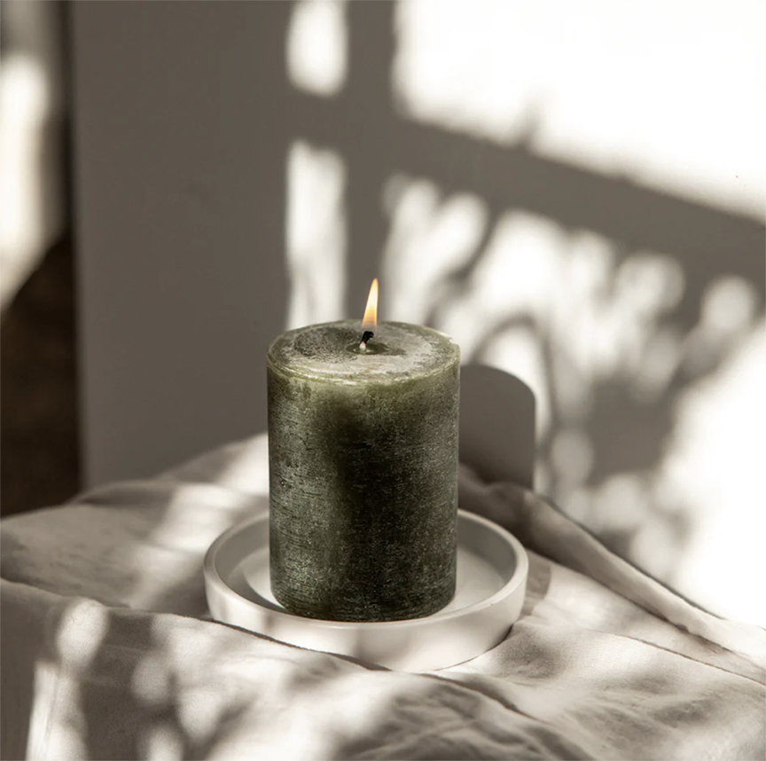 St Eval Granite & Moss Fragranced Coloured Pillar 04.png