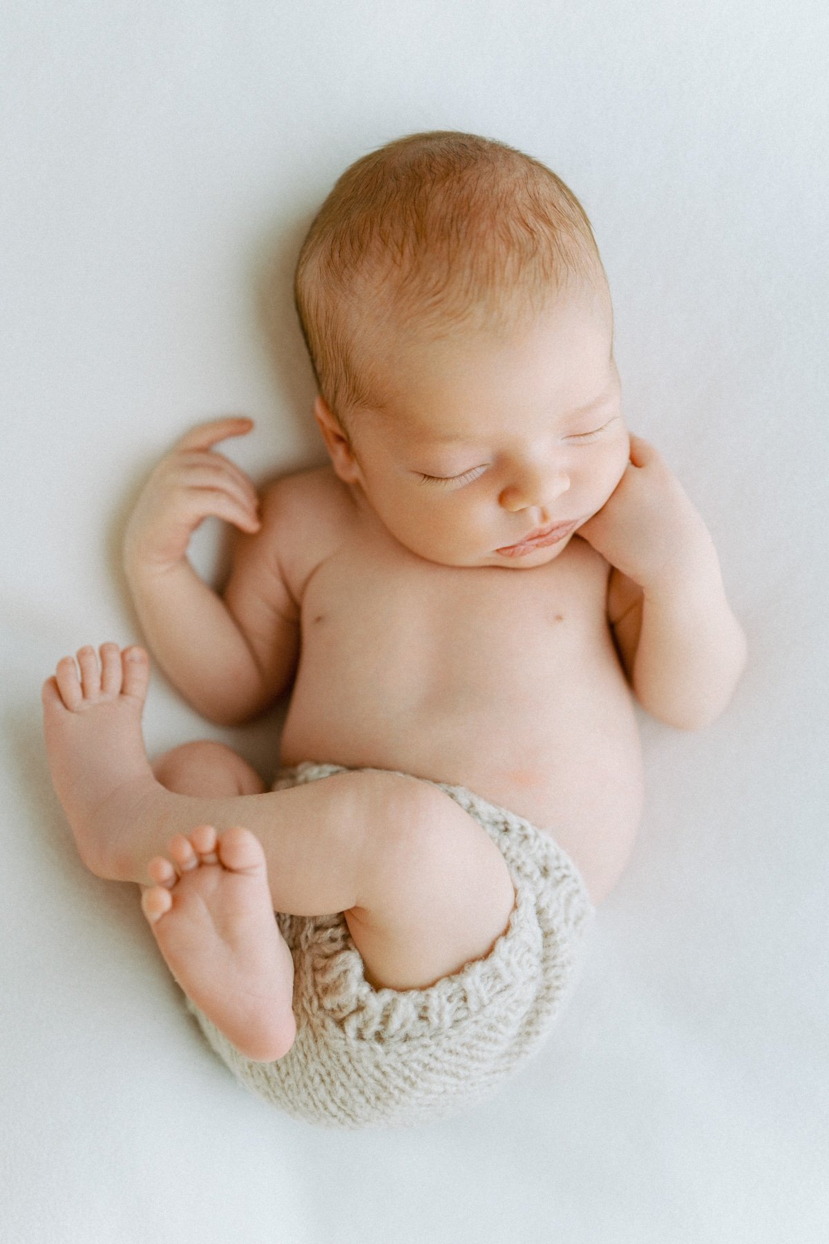 photographe-nouveau-né-lyon.jpg