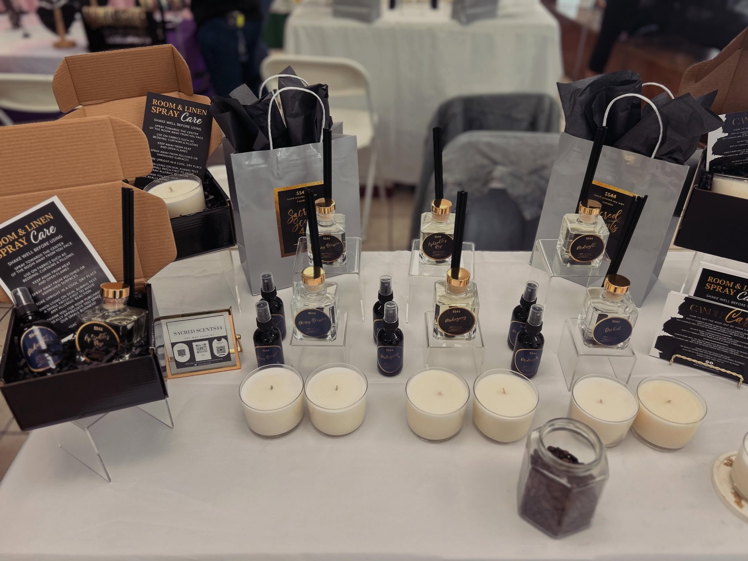 Our table is always a vibe 🖤✨
A collection designed to elevate your space from candles to diffusers and room sprays.

#sacredscents44