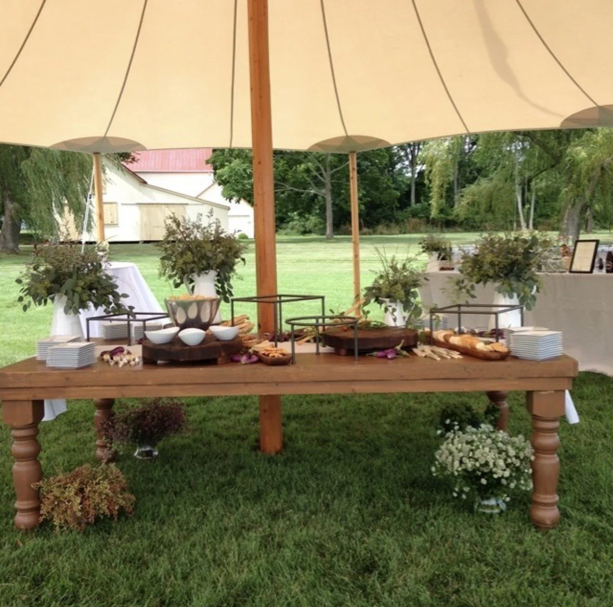 Cocktail hour tent.jpg